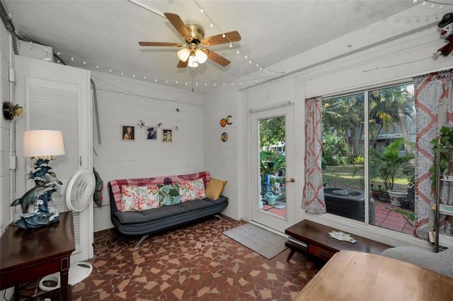 4325 58TH WAY N 1423, Kenneth City, FL 33709