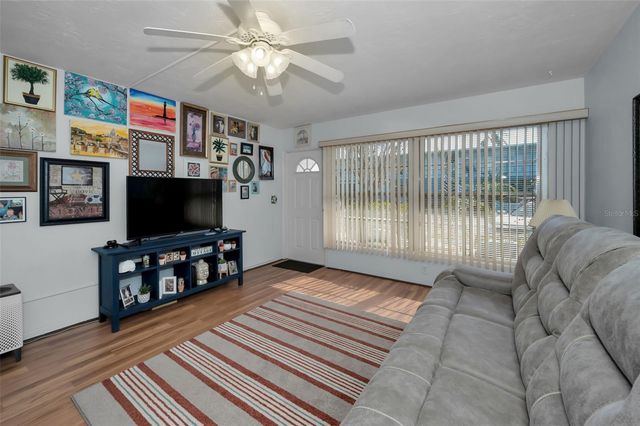 4325 58TH WAY N 1423, Kenneth City, FL 33709