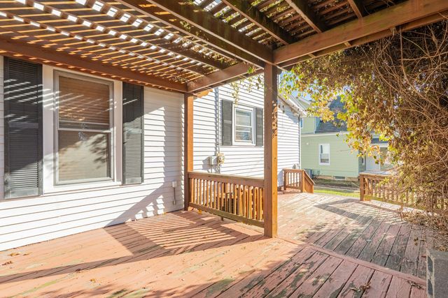 401 Willard Avenue, Bloomington, IL 61701