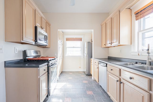 401 Willard Avenue, Bloomington, IL 61701