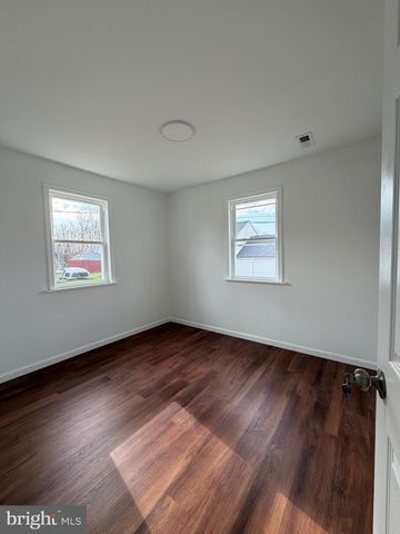 321 BASSETT AVE, New Castle, DE 19720