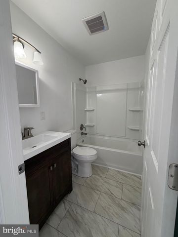 321 BASSETT AVE, New Castle, DE 19720