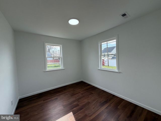 321 BASSETT AVE, New Castle, DE 19720