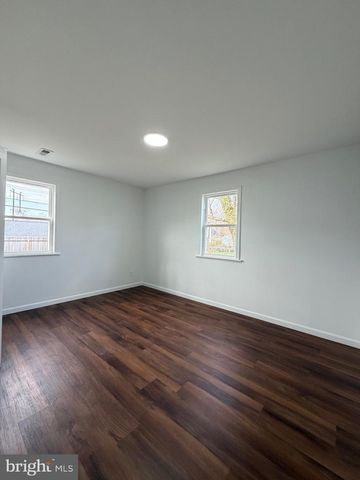 321 BASSETT AVE, New Castle, DE 19720