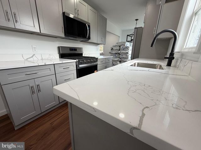 321 BASSETT AVE, New Castle, DE 19720