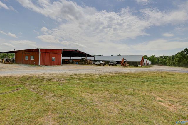 4695 County Road 284, Courtland, AL 35618