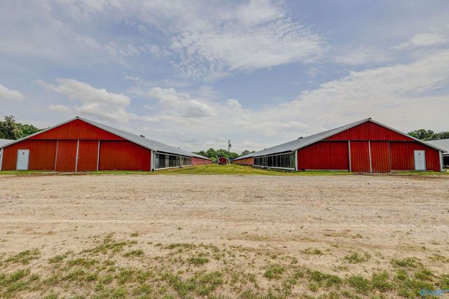 4695 County Road 284, Courtland, AL 35618