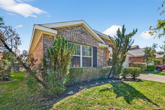 66 W Lasting Spring Circle, Spring, TX 77389