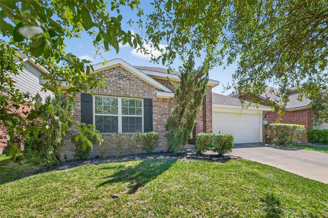 66 W Lasting Spring Circle, Spring, TX 77389