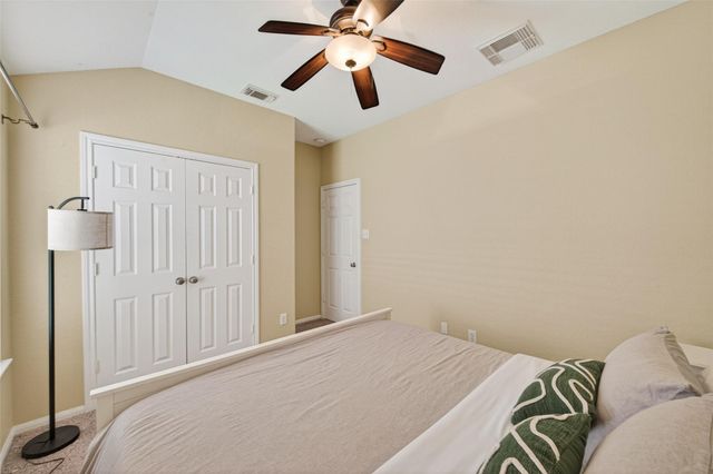 66 W Lasting Spring Circle, Spring, TX 77389