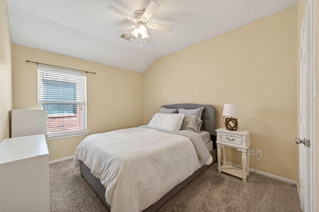 66 W Lasting Spring Circle, Spring, TX 77389