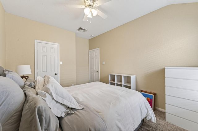 66 W Lasting Spring Circle, Spring, TX 77389