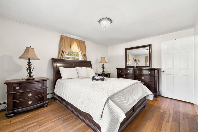 6 Newbury Drive, Amherst, NH 03031
