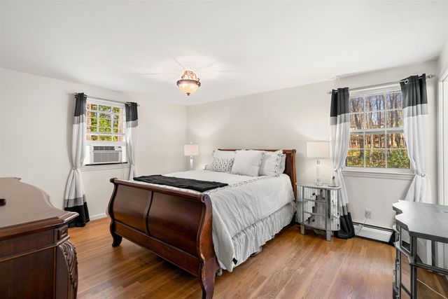 6 Newbury Drive, Amherst, NH 03031