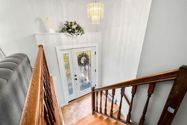 6 Newbury Drive, Amherst, NH 03031