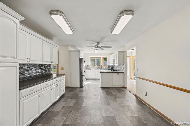 39201 Ajanta Court, Sterling Heights, MI 48310