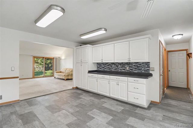 39201 Ajanta Court, Sterling Heights, MI 48310