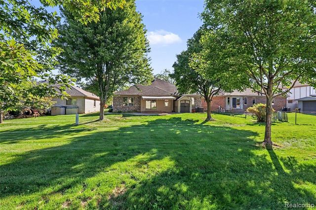 39201 Ajanta Court, Sterling Heights, MI 48310