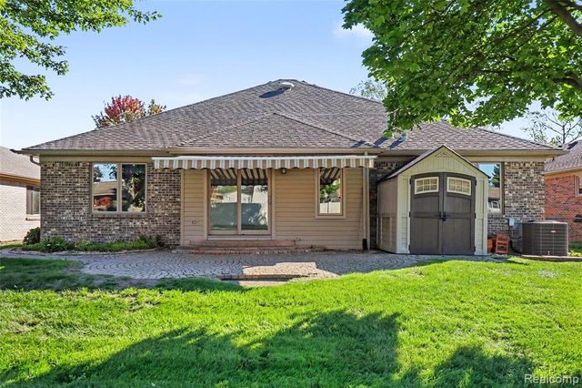 39201 Ajanta Court, Sterling Heights, MI 48310