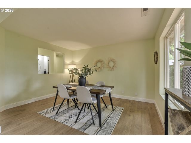961 S 4TH Ave, Cornelius, OR 97113