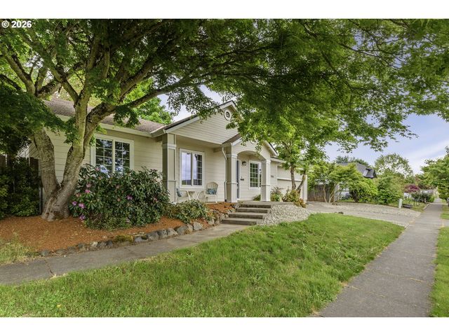 961 S 4TH Ave, Cornelius, OR 97113
