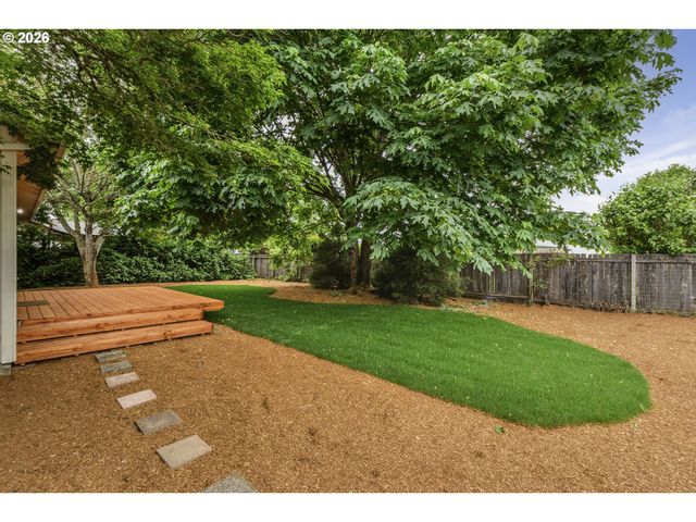 961 S 4TH Ave, Cornelius, OR 97113