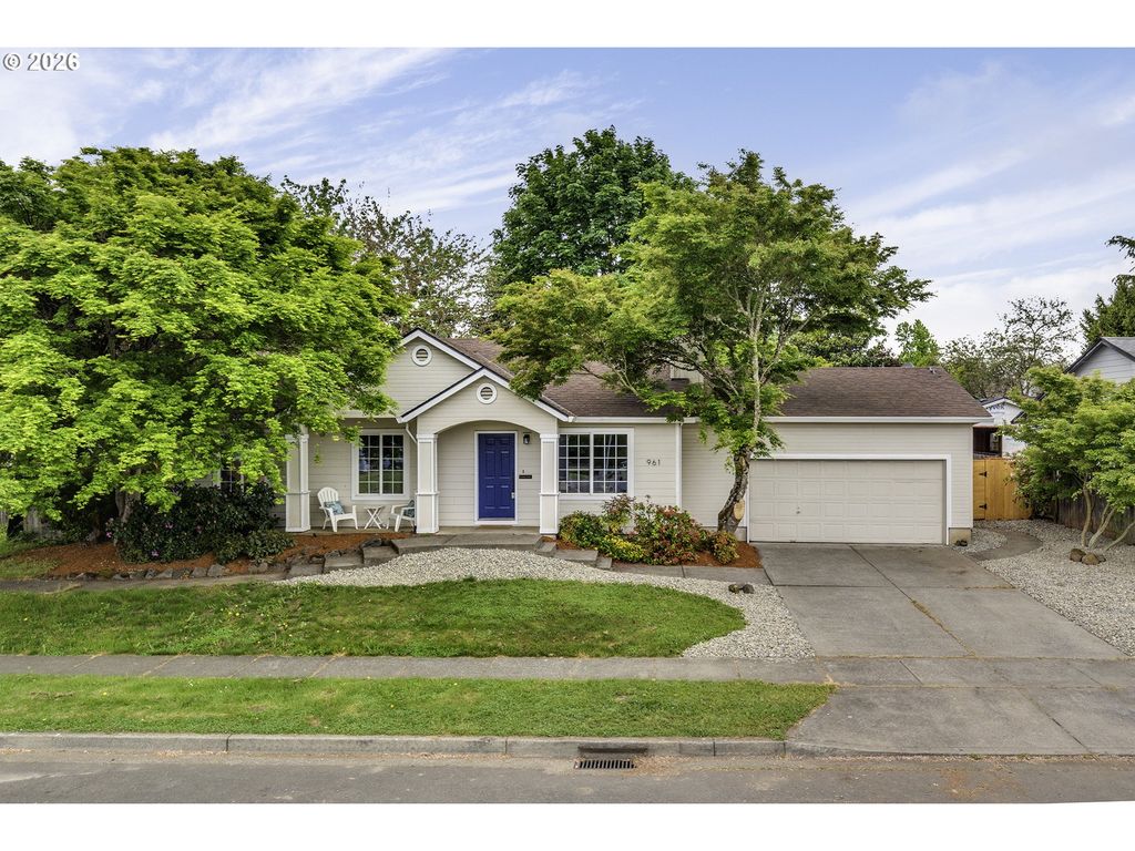 961 S 4TH Ave, Cornelius, OR 97113