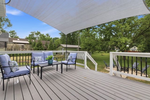 401 N Elm Street, Three Oaks, MI 49128