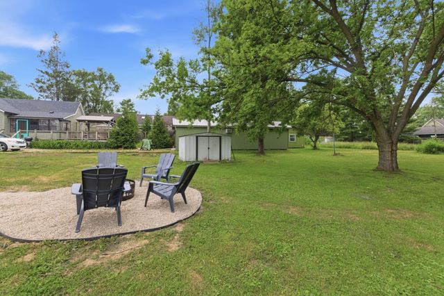 401 N Elm Street, Three Oaks, MI 49128