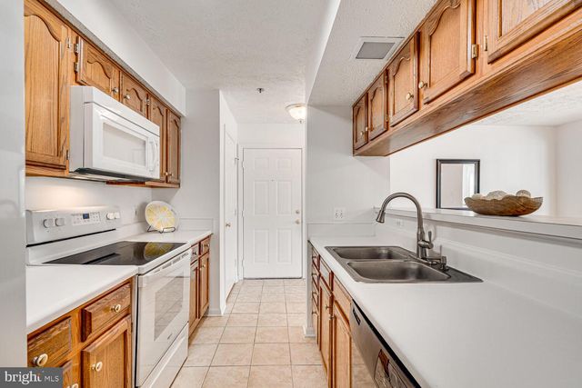 12259 LADYMEADE CT #201, Woodbridge, VA 22192