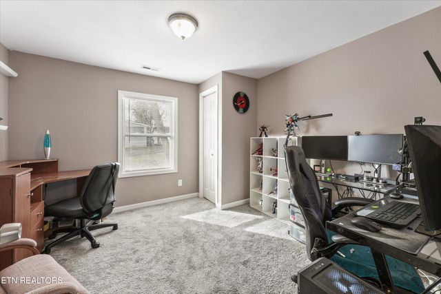 917 W Emerald Ave, Knoxville, TN 37921