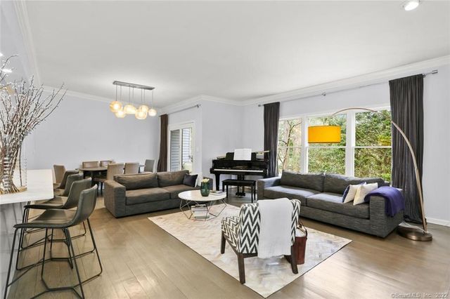 13 Old Stamford Road 13, New Canaan, CT 06840