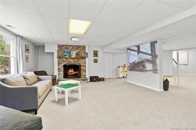 13 Old Stamford Road 13, New Canaan, CT 06840