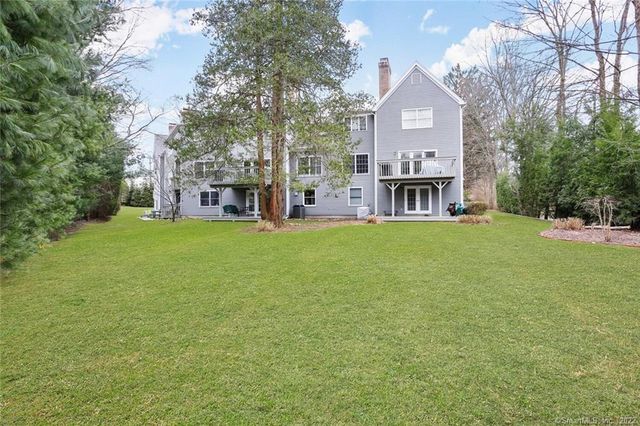 13 Old Stamford Road 13, New Canaan, CT 06840