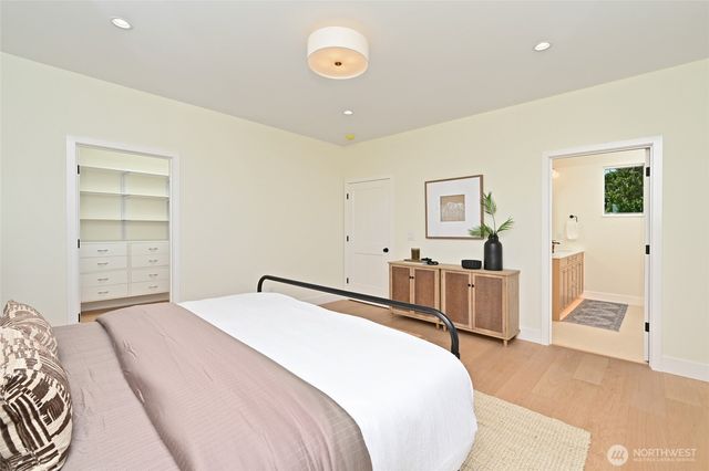 3111 W Mansell Street, Seattle, WA 98199