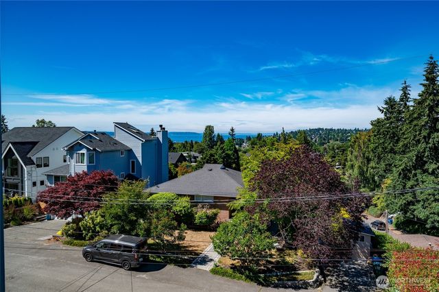 3111 W Mansell Street, Seattle, WA 98199