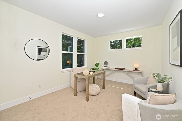 3111 W Mansell Street, Seattle, WA 98199