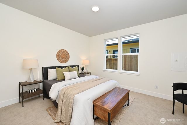 3111 W Mansell Street, Seattle, WA 98199