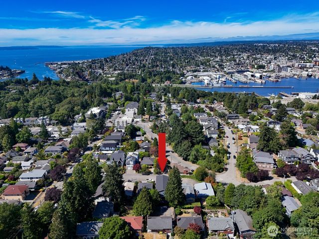 3111 W Mansell Street, Seattle, WA 98199