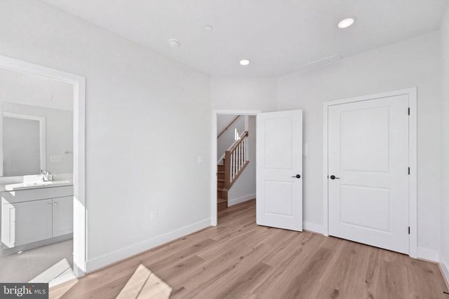 5965 JOSIAH HENSON PKWY, North Bethesda, MD 20852