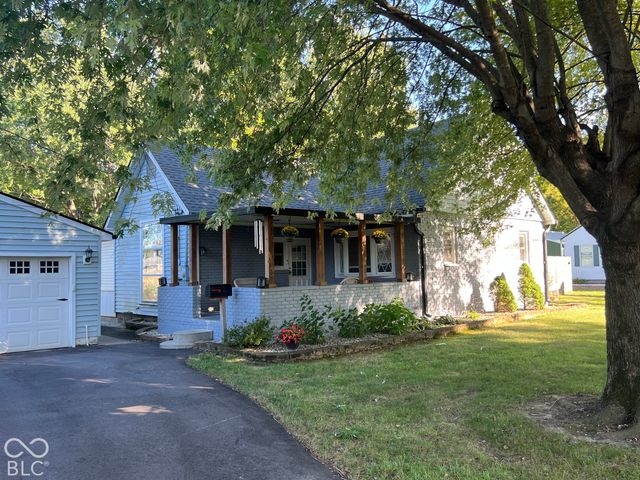 335 S 25th Avenue, Beech Grove, IN 46107