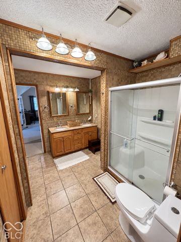 335 S 25th Avenue, Beech Grove, IN 46107