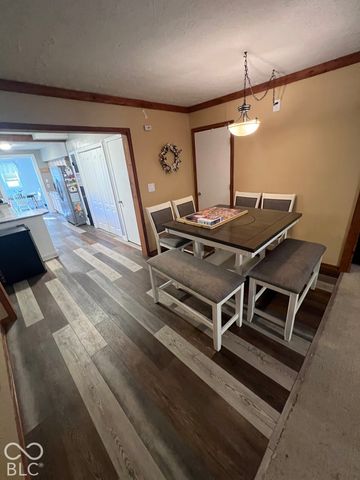 335 S 25th Avenue, Beech Grove, IN 46107