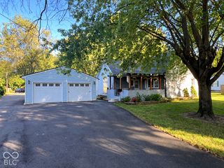 335 S 25th Avenue, Beech Grove, IN 46107
