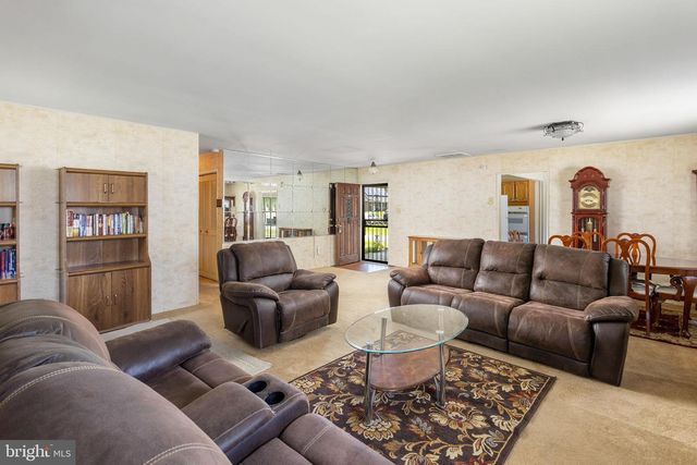 35 EMPIRE LANE, Willingboro, NJ 08046