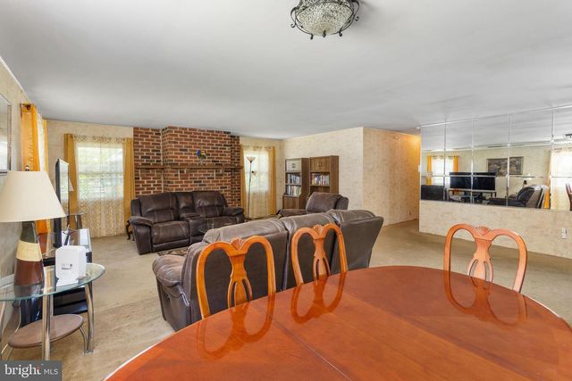 35 EMPIRE LANE, Willingboro, NJ 08046