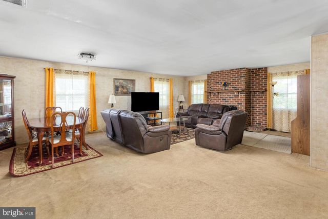 35 EMPIRE LANE, Willingboro, NJ 08046
