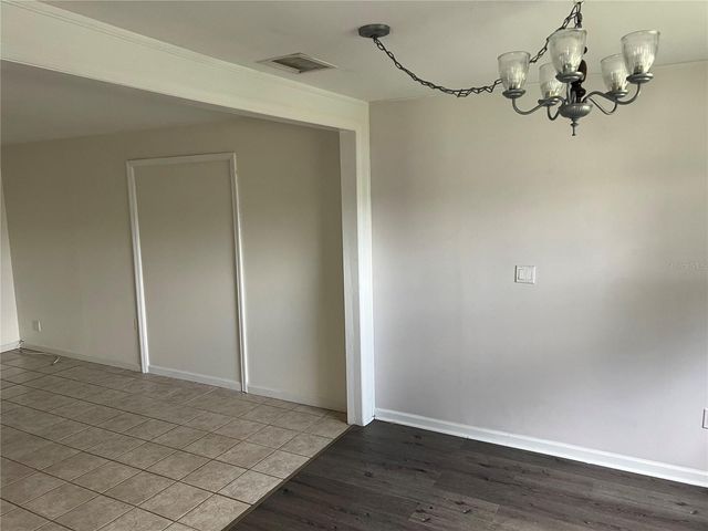 3101 W DEWEY STREET, Tampa, FL 33607