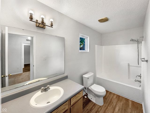 337 Polaris Drive, Indianapolis, IN 46241