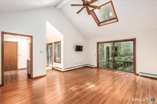 4 Deerfield Road, Brookfield, CT 06804